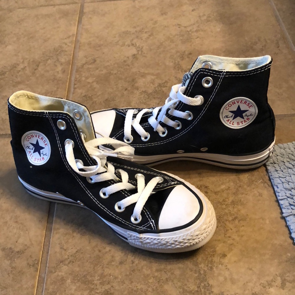 Black high top converse